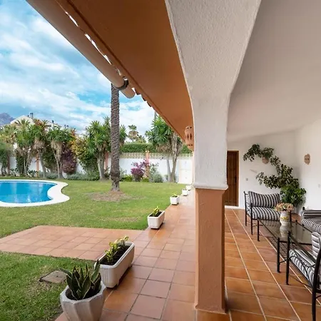 Banus Villa *